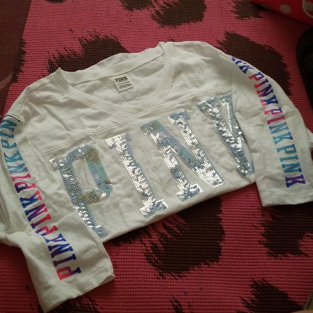PINK boyfriend tee